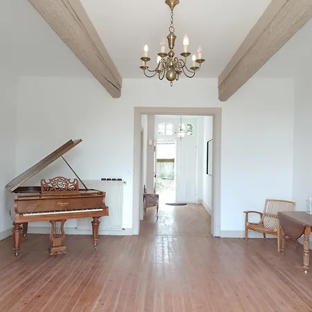 Ferienhaus Domaine De - De Groupe - Piscine *